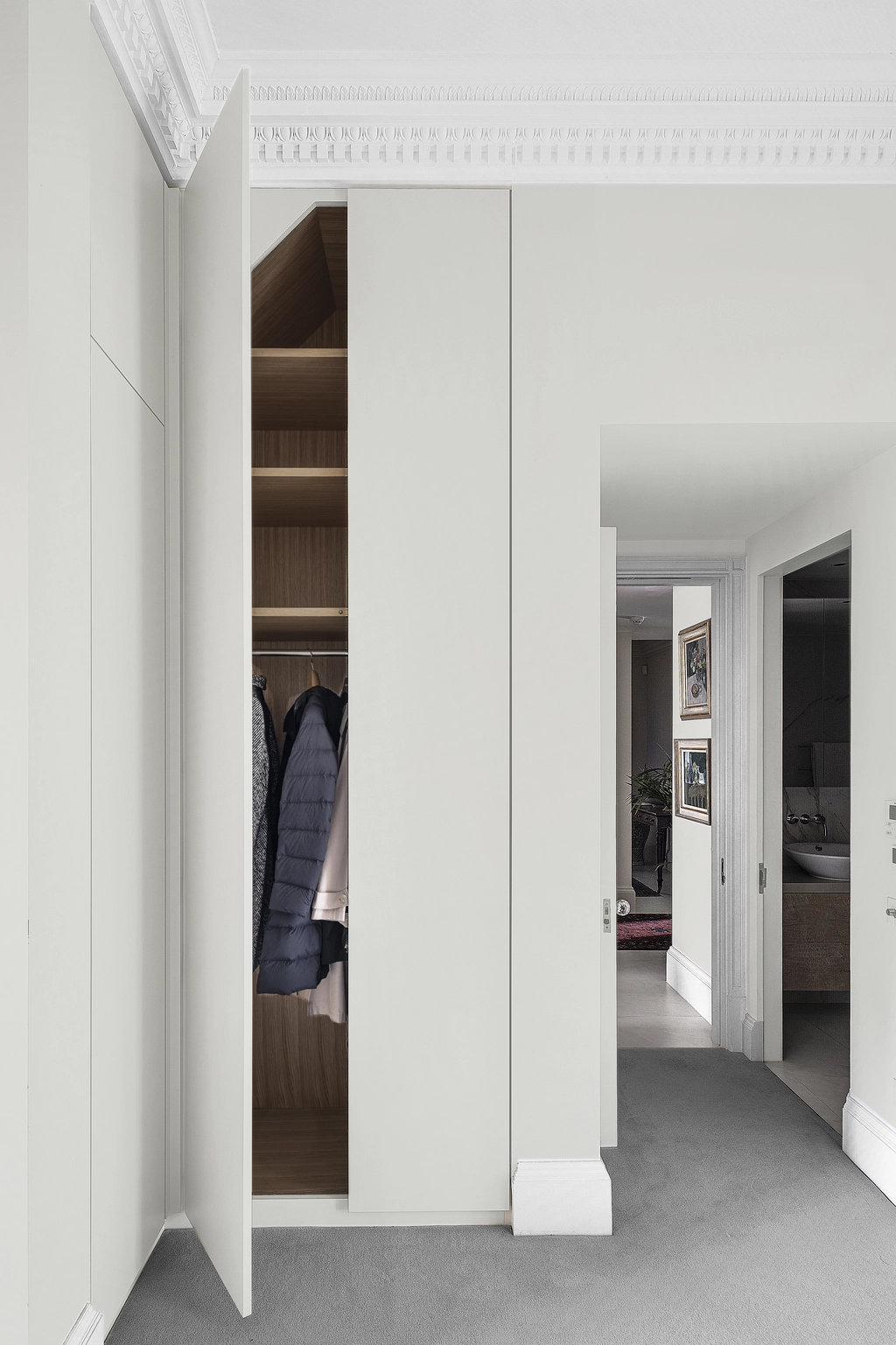 22 York Terrace East